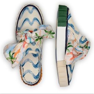 NWOT Farm Rio Copacabana Mule Sneaker with Bow